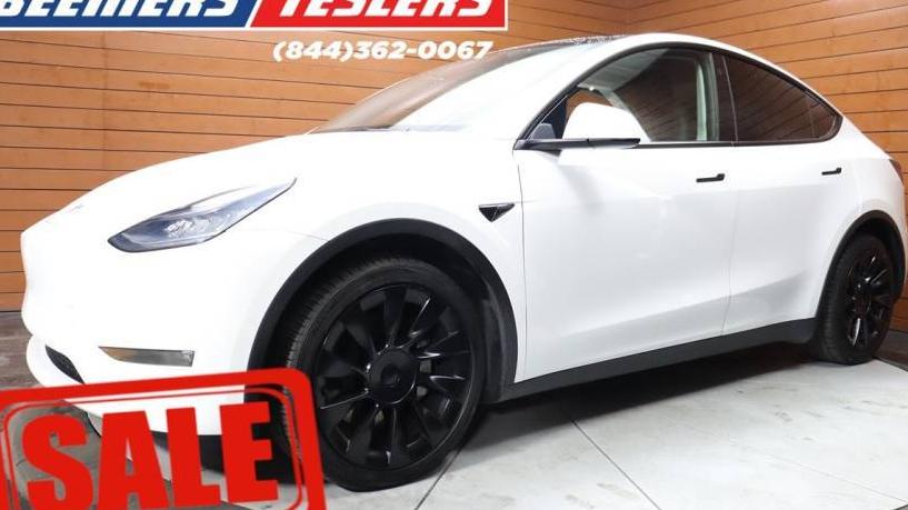 TESLA MODEL Y 2021 5YJYGDEE2MF214845 image